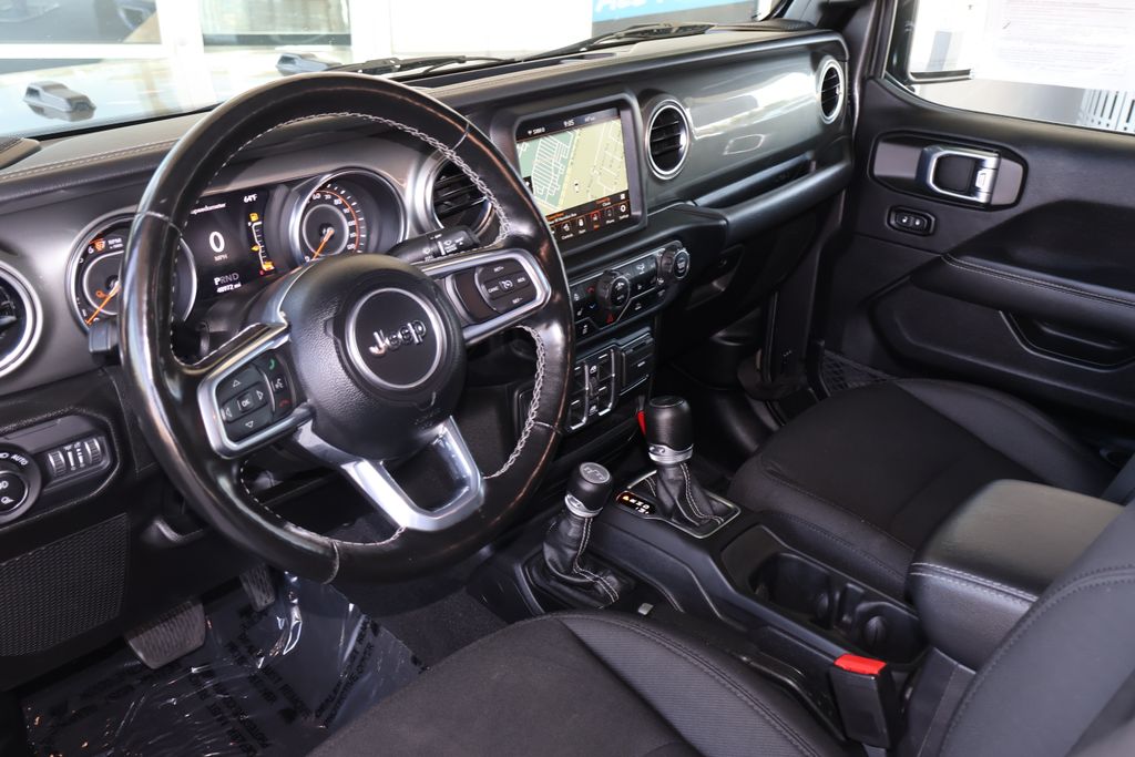 2022 Jeep Gladiator Overland 9