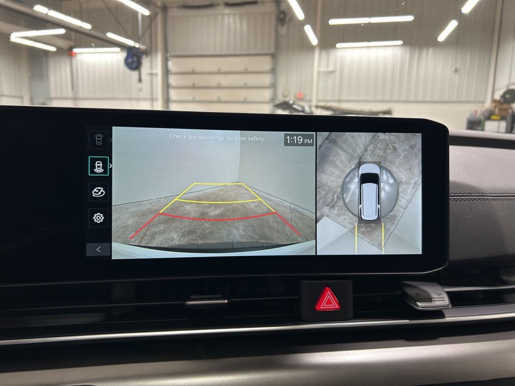 new 2026 Kia Carnival Hybrid car, priced at $1,164,713