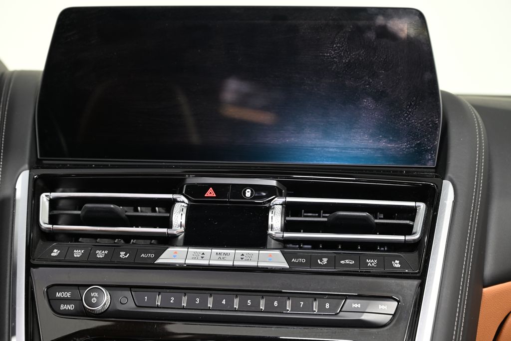 Thumbnail: 2023 BMW 8 Series - 26