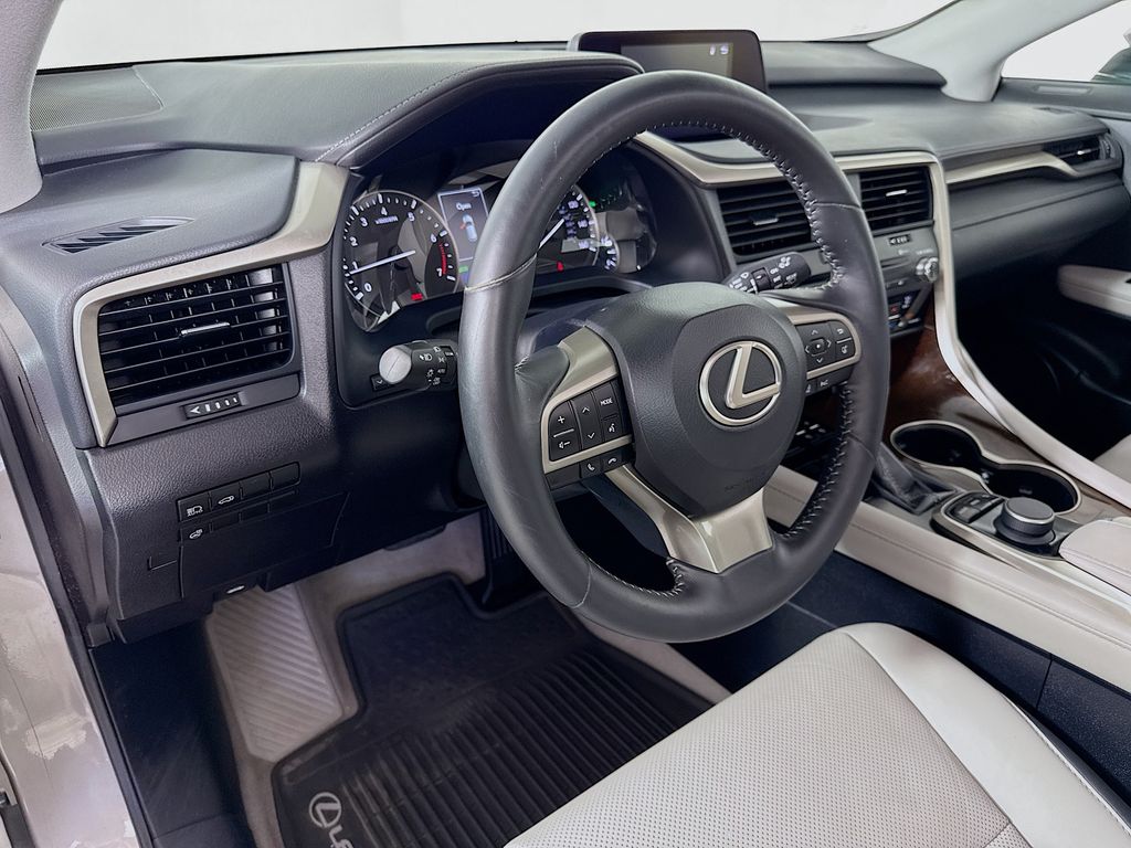 Thumbnail: 2017 Lexus RX - 9