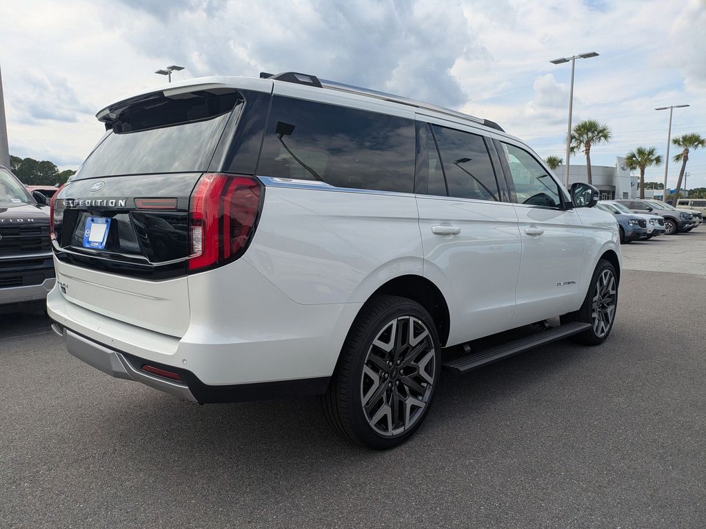 2026 Ford Expedition Platinum
