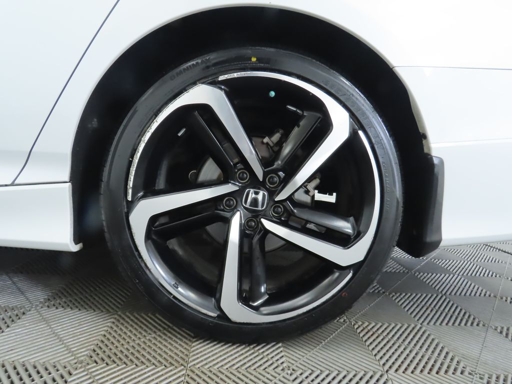 Thumbnail: 2019 Honda Accord - 31