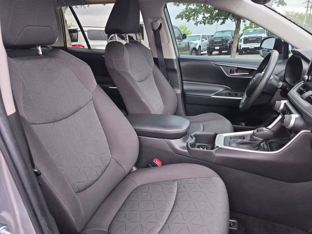 Used Car 2023 Toyota Rav4  Xle For Sale Under $30,000 In Austin, Texas