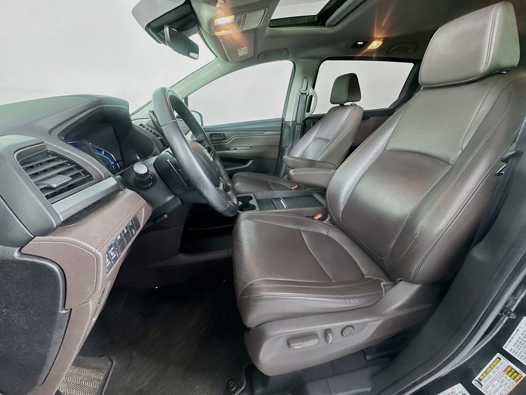 Used Car 2020 Honda Odyssey  Ex-l For Sale Under $30,000 In Austin, Texas