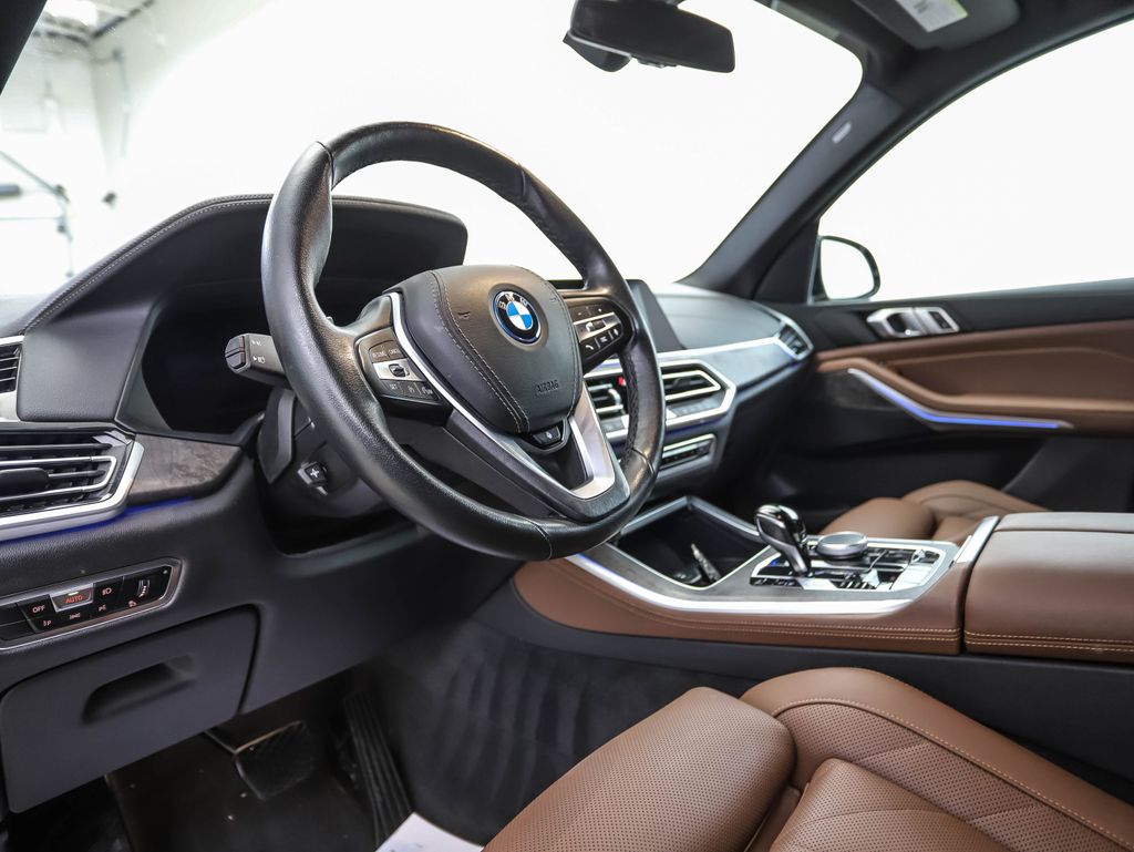 Thumbnail: 2023 BMW X5 - 10