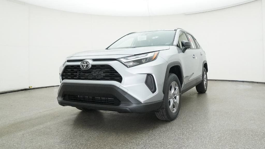 2025 Toyota RAV4 LE 26