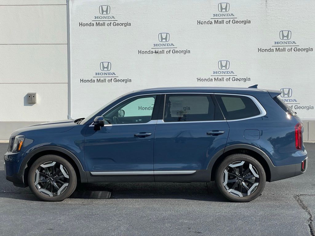 2023 Kia Telluride S 2