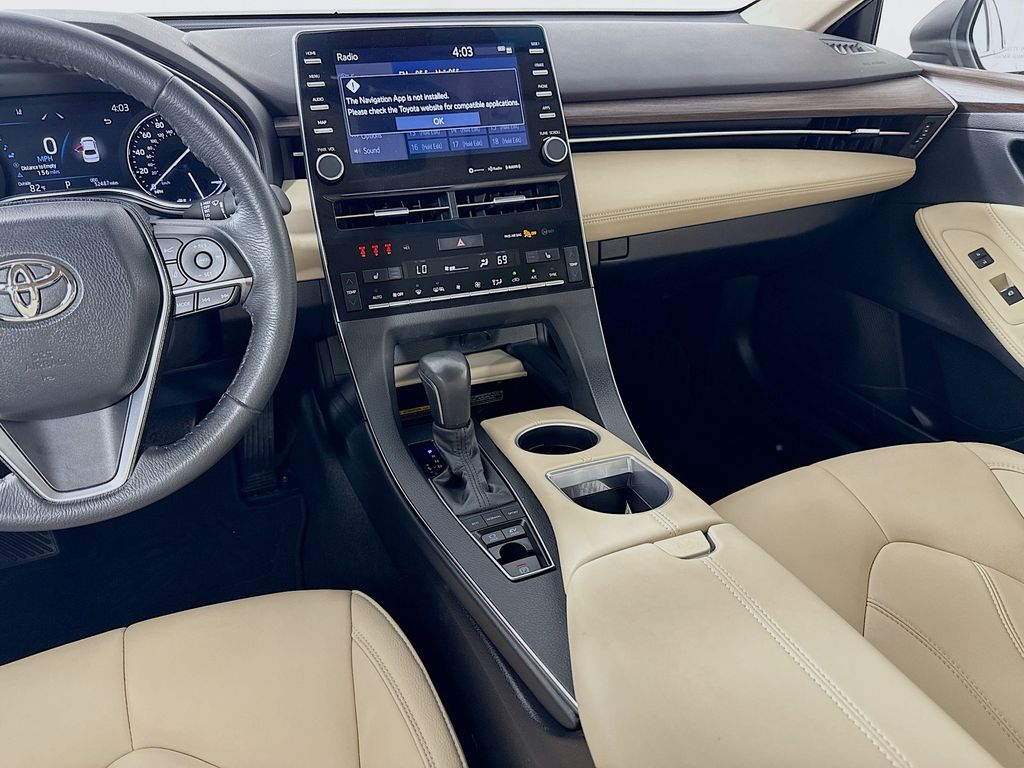 Thumbnail: 2021 Toyota Avalon - 24