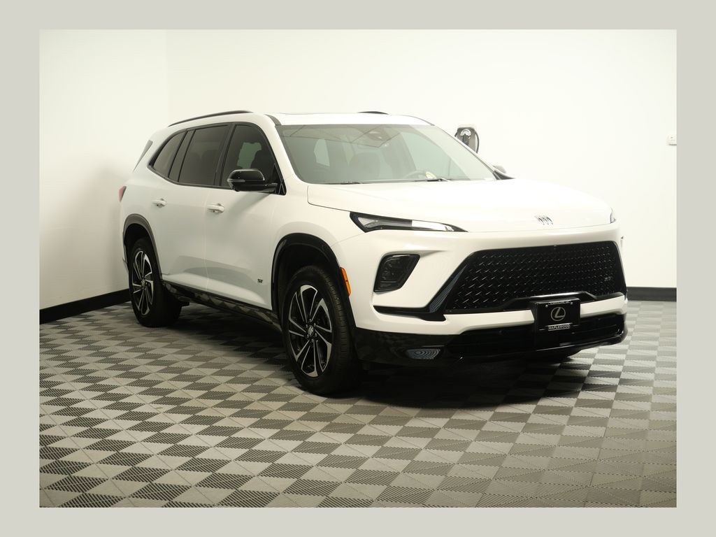 Summit White 2025 Buick Enclave SUV / Crossover Four-Wheel Drive 8-Speed Automatic