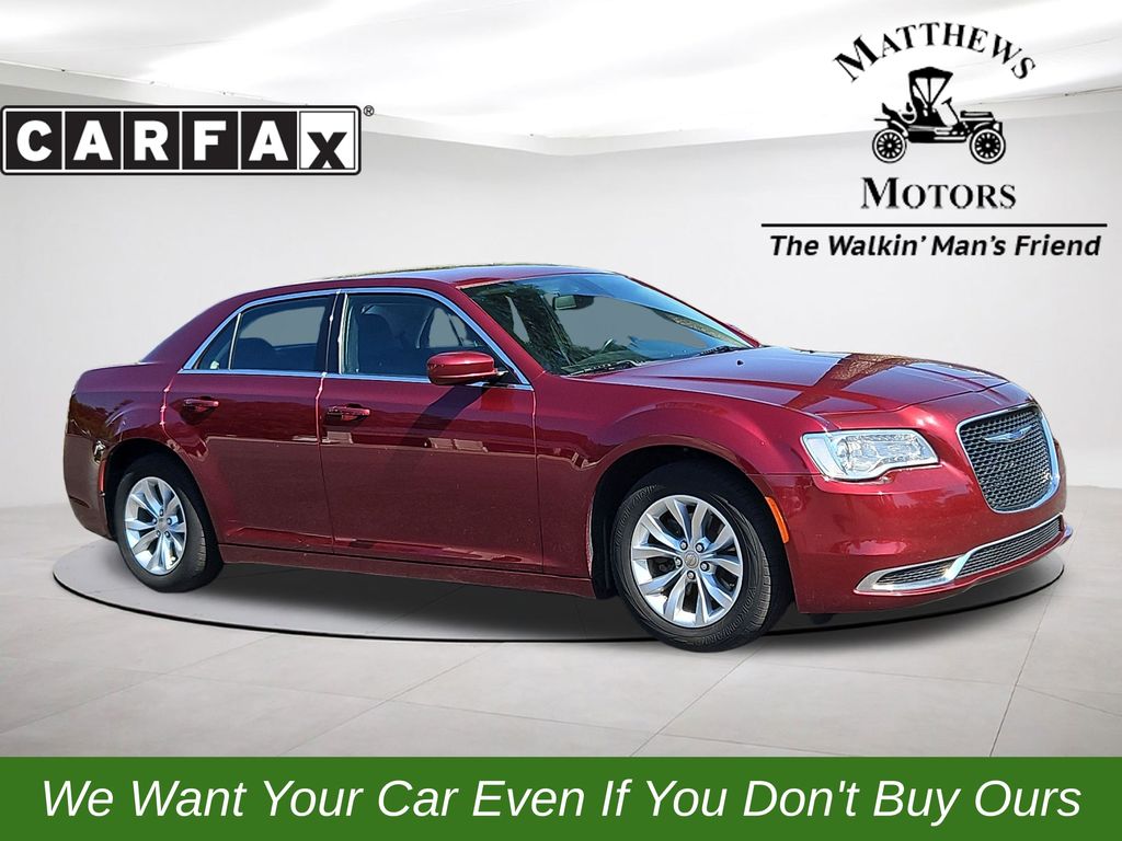 Velvet Red Pearlcoat 2018 Chrysler 300 Touring RWD Sedan Rear-Wheel Drive 8-Speed Automatic