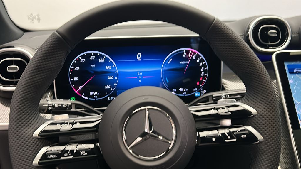 2025 Mercedes-Benz GLC 350 13