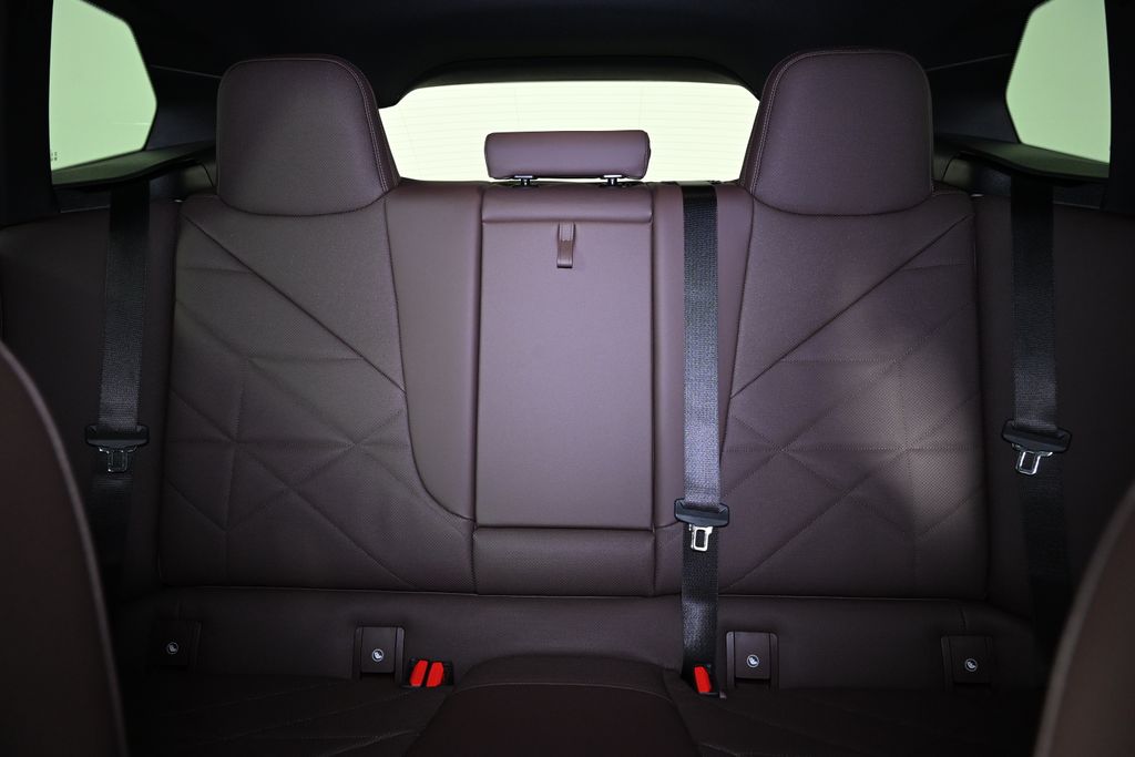 Thumbnail: 2026 BMW iX - 25