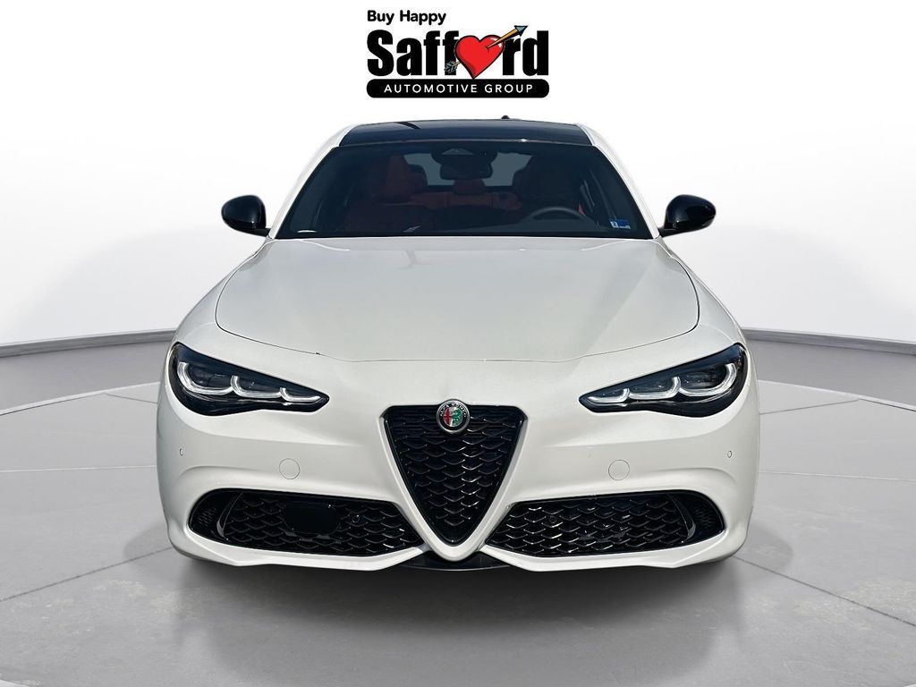 2026 Alfa Romeo Giulia Base - Photo 8