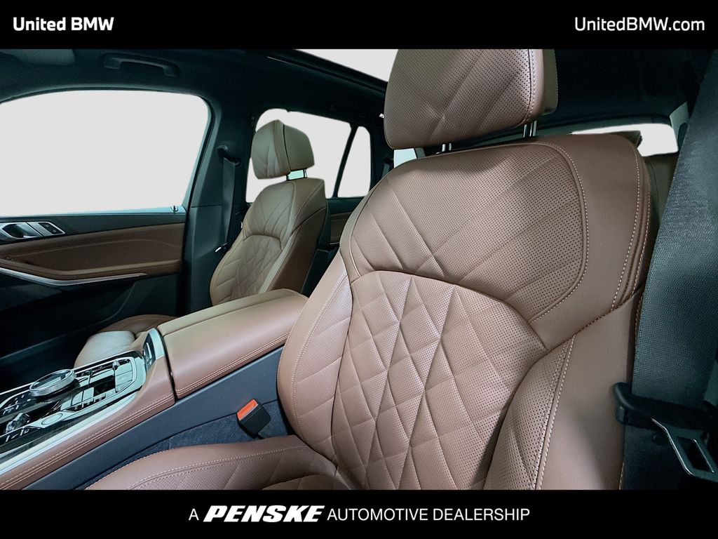 Thumbnail: 2026 BMW X5 - 5