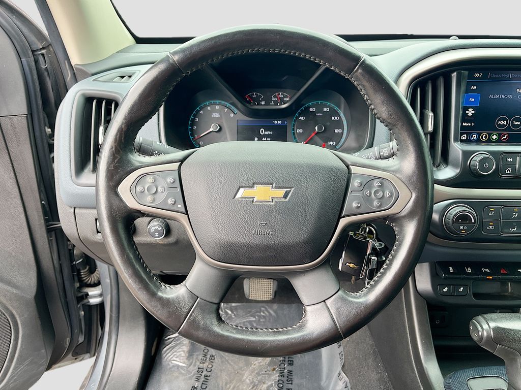 Used 2021 Gray Chevrolet Z71 image 10