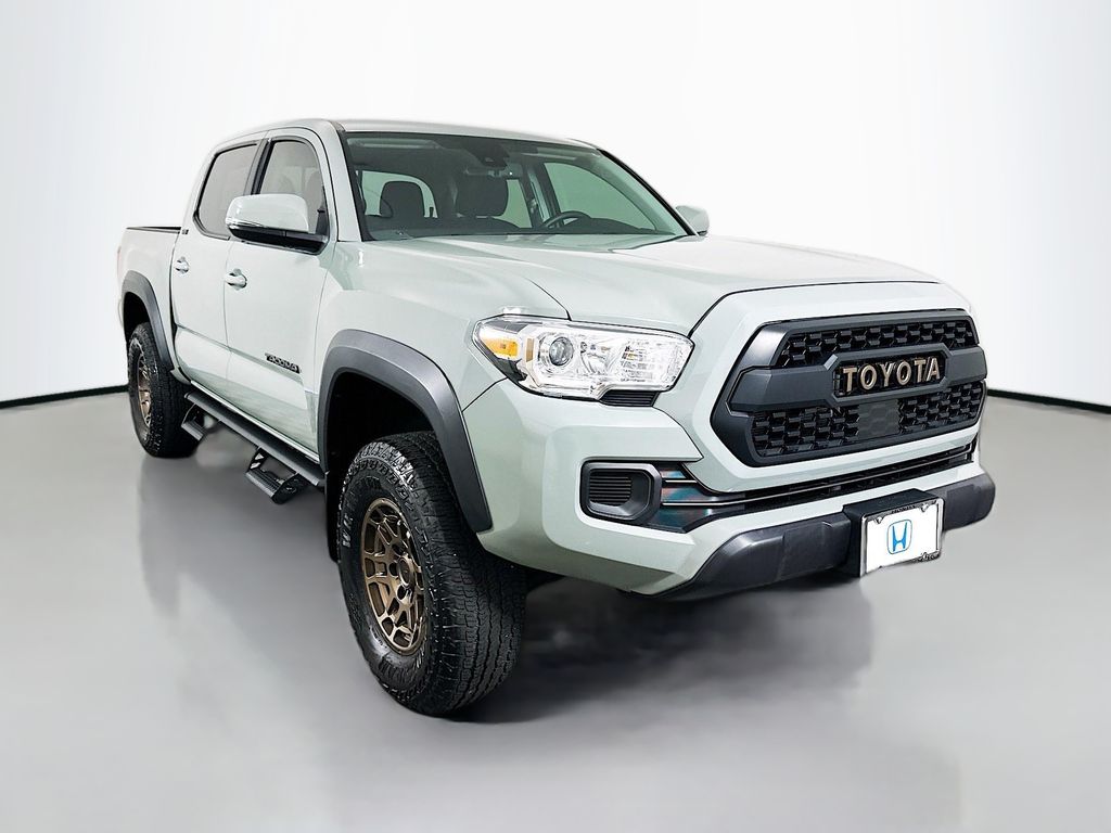 Thumbnail: 2023 Toyota Tacoma - 3