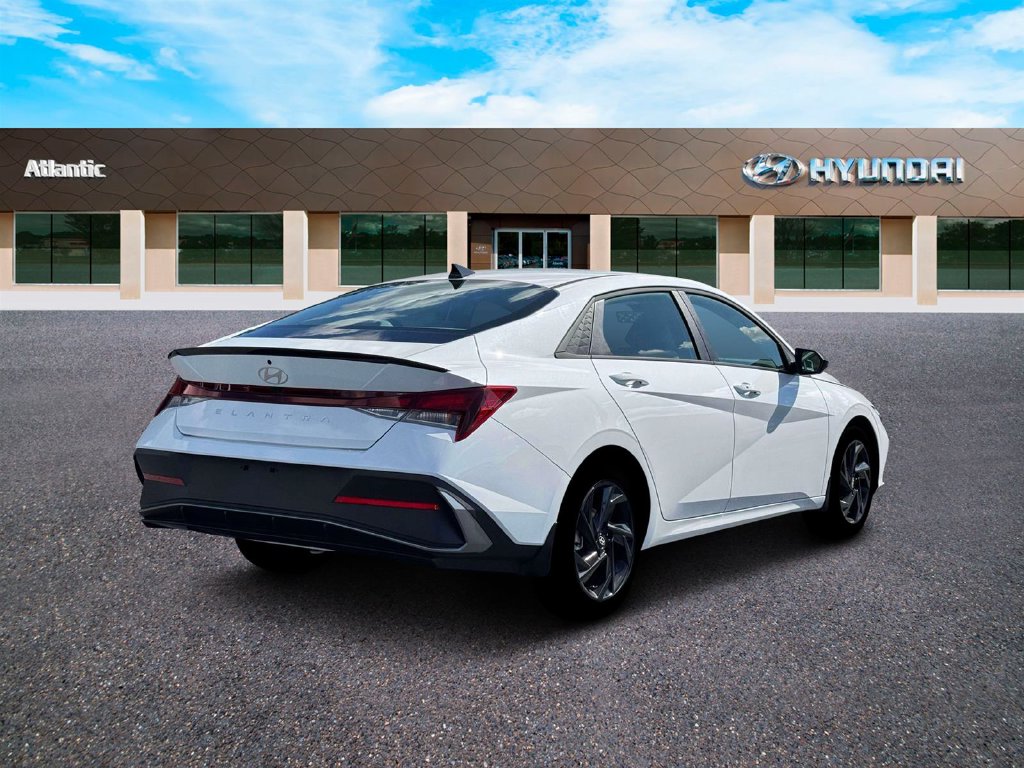 New 2026 Hyundai Elantra Sedan