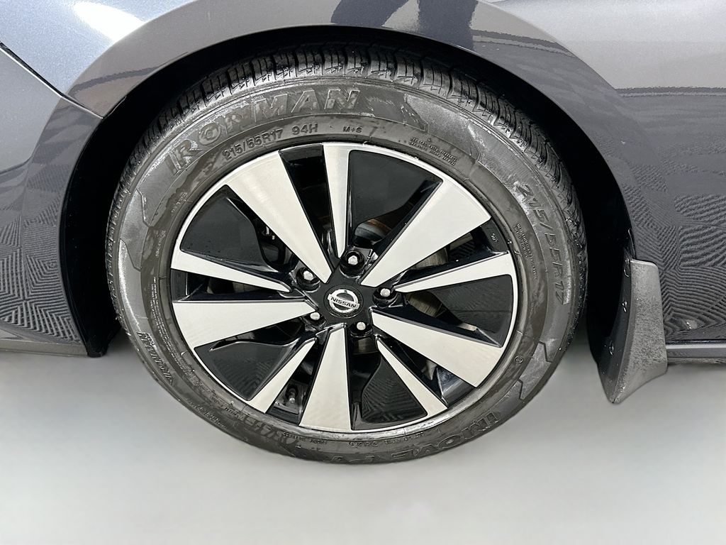 Thumbnail: 2019 Nissan Altima - 31