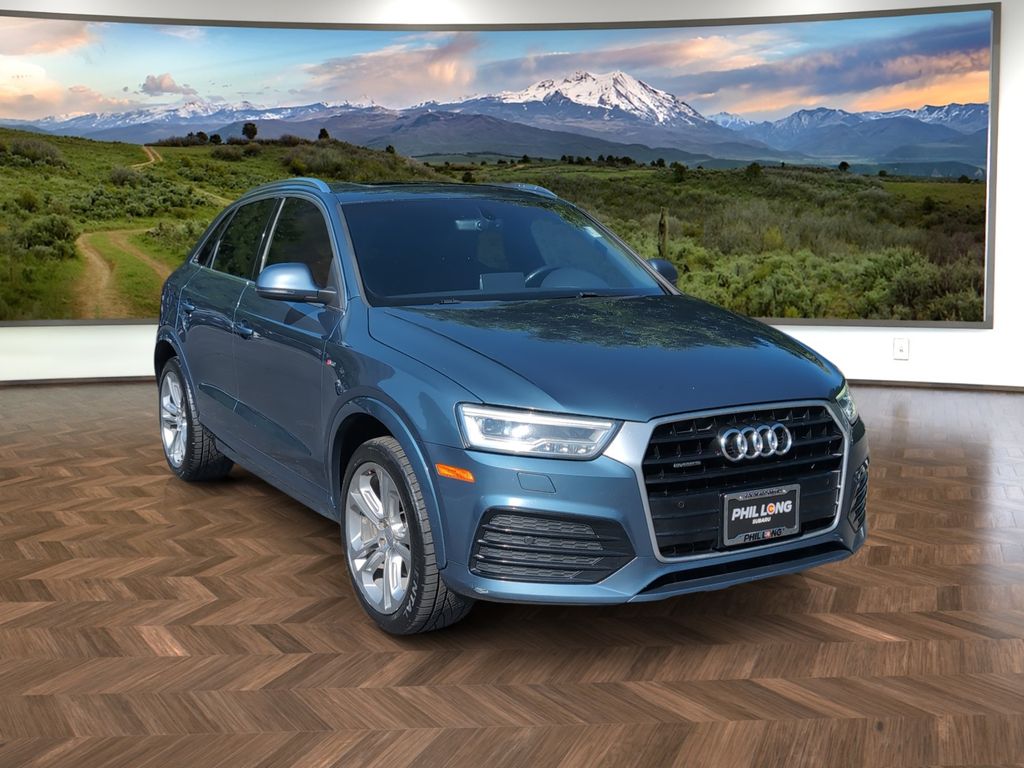  2016 Audi Q3 2.0T quattro Prestige   