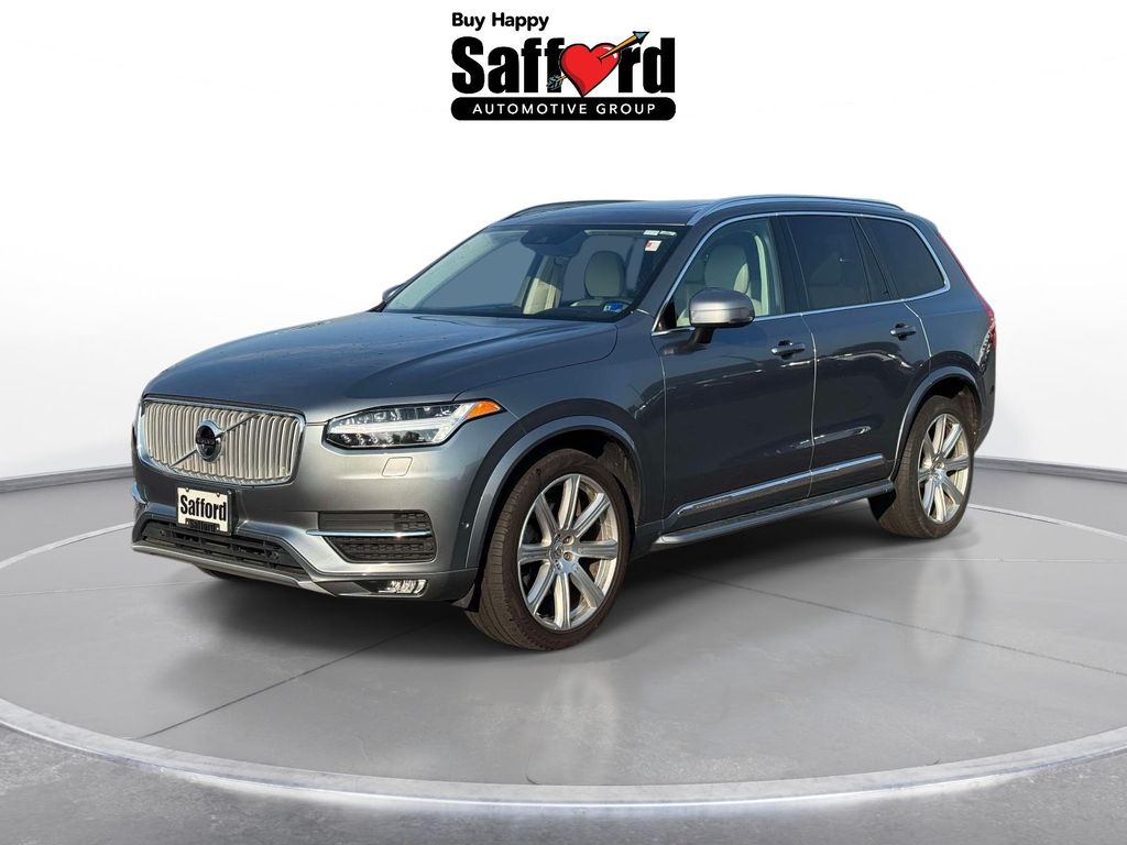 2019 Volvo XC90 T6 Inscription