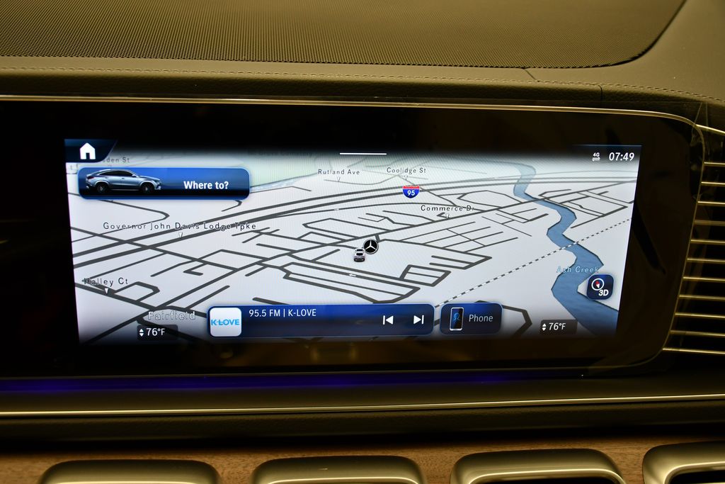 Thumbnail: 2026 Mercedes-Benz GLE - 26