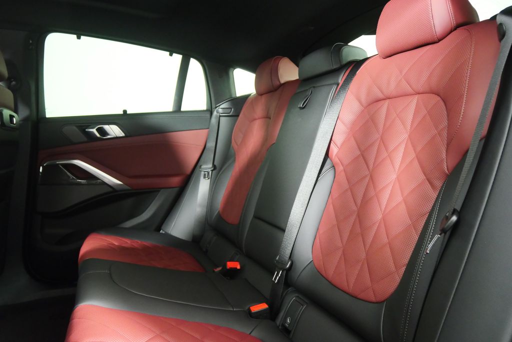 Thumbnail: 2026 BMW X6 - 15