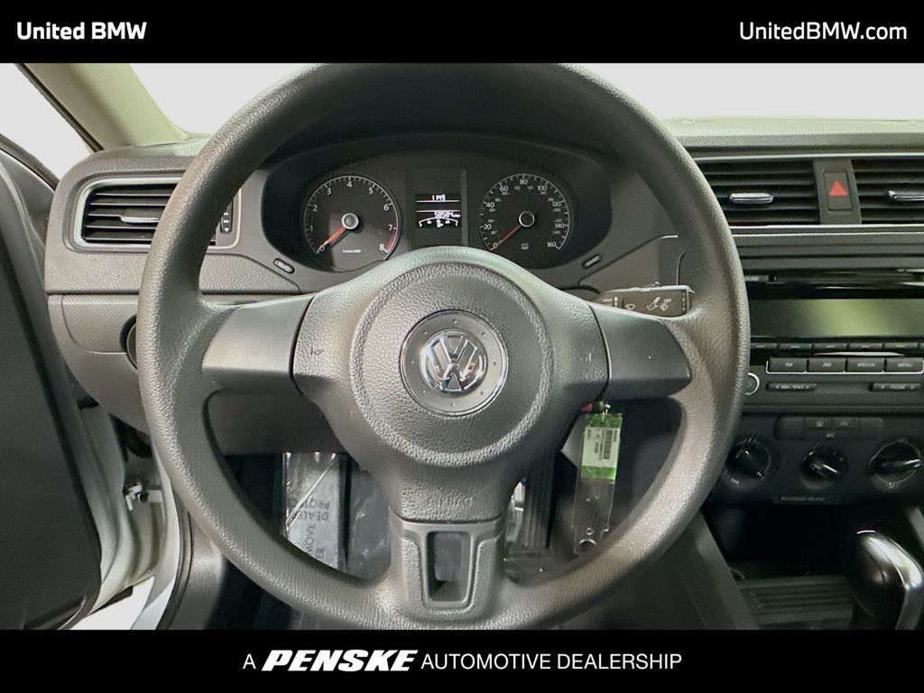 Thumbnail: 2014 Volkswagen Jetta - 6