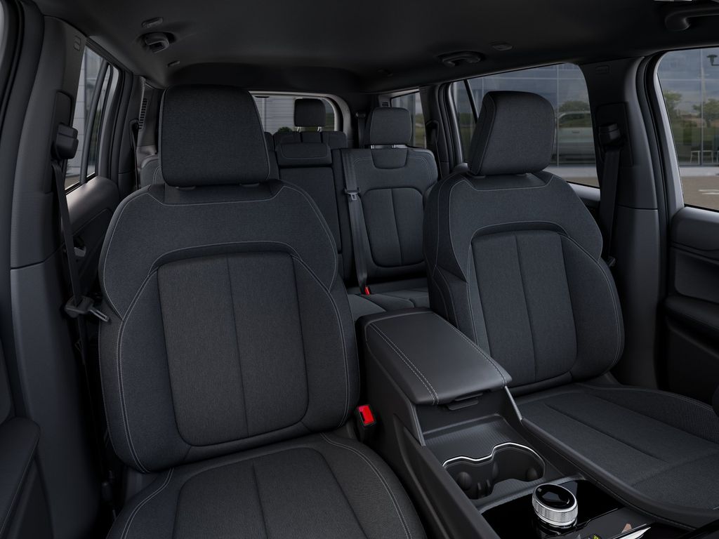 New 2026 Diamond Black Crystal Pearlcoat Jeep Laredo image 16