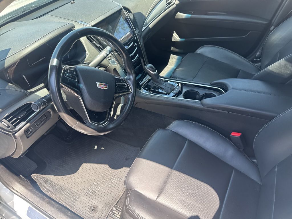 2017 Cadillac ATS 2.0L Turbo Luxury photo