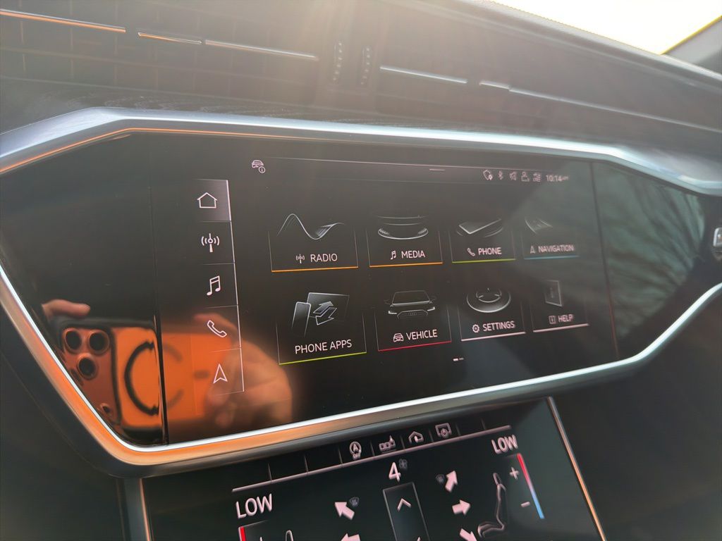 Thumbnail: 2020 Audi A6 - 30