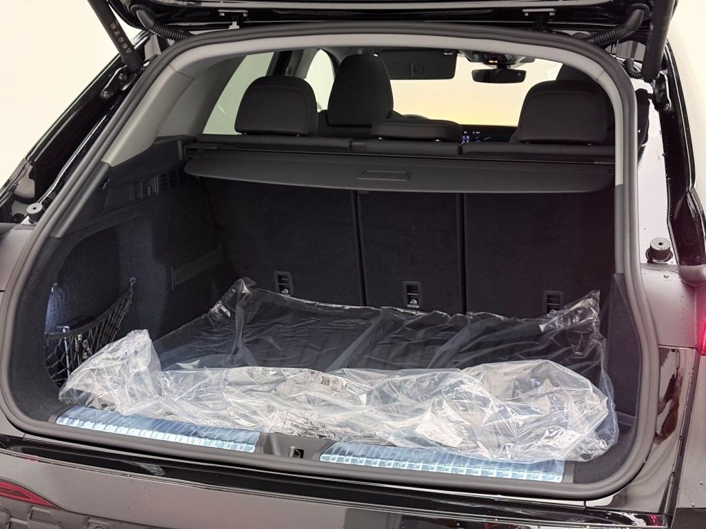 Thumbnail: 2025 Audi Q5 - 22