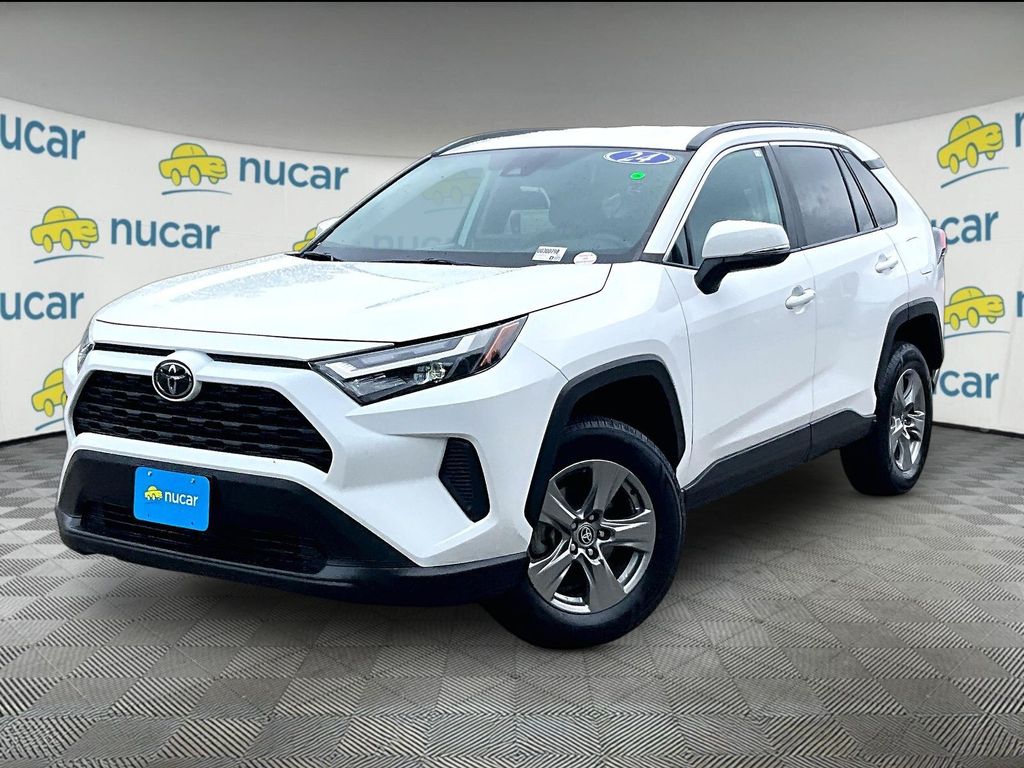 2024 Toyota RAV4 — photo 3