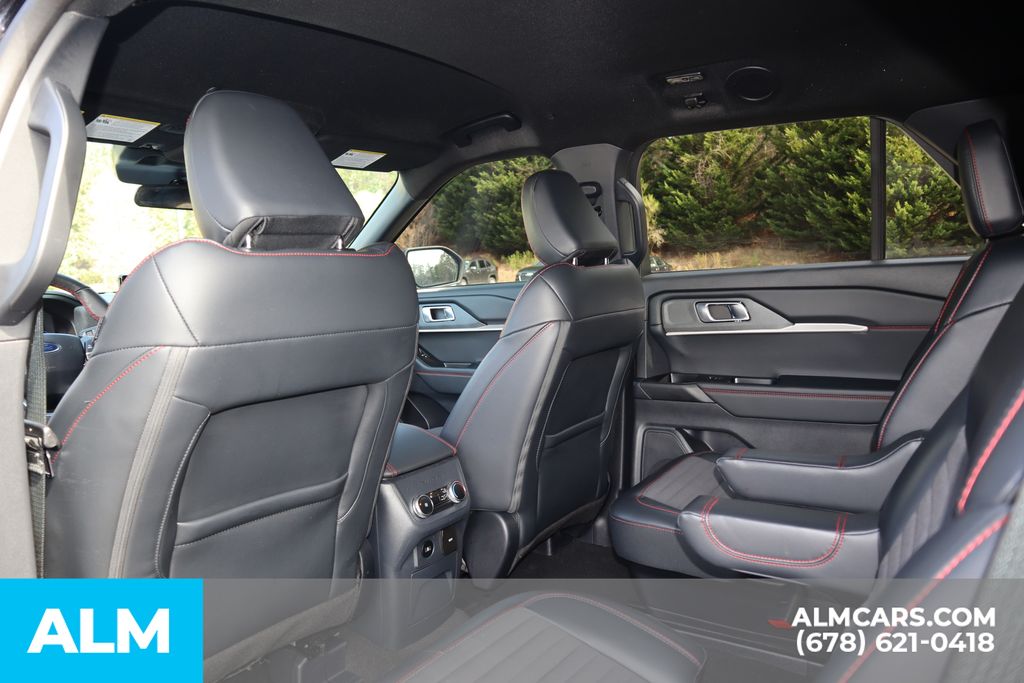 Used 2025 Black Ford ST-Line image 17