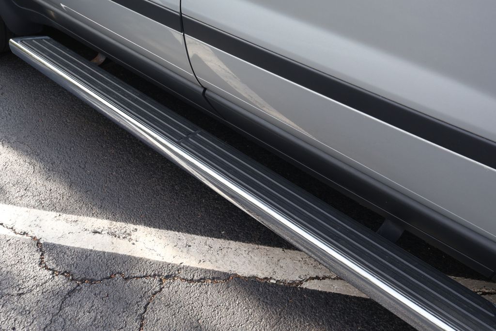 Thumbnail: 2016 Chevrolet Traverse - 14