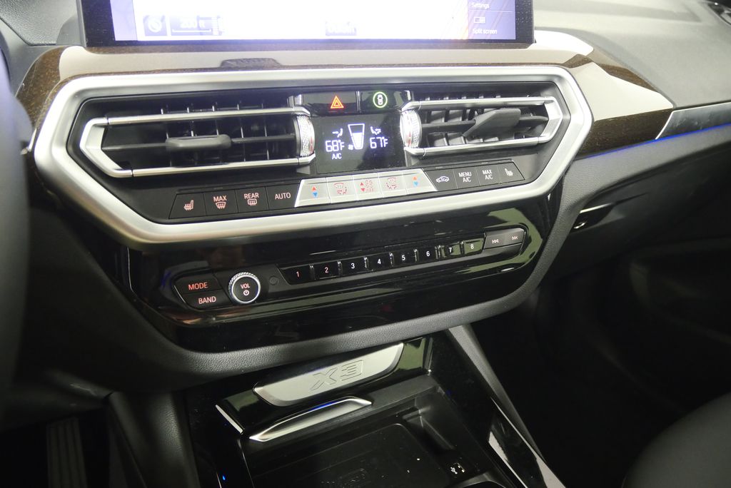 Thumbnail: 2024 BMW X3 - 24