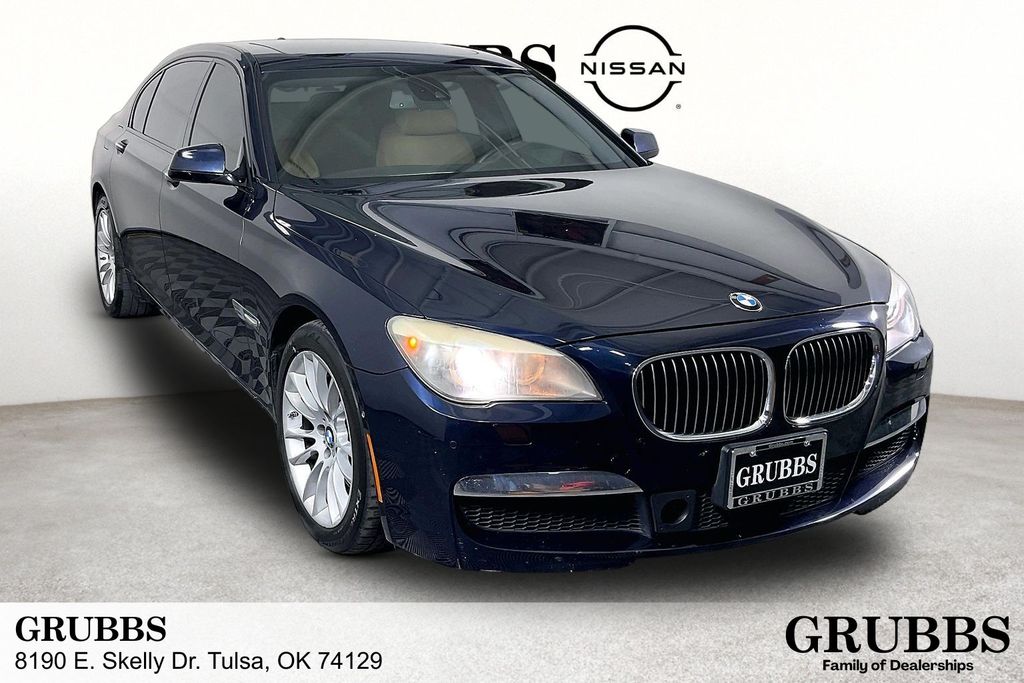 Imperial Blue Metallic 2010 BMW 7 Series Sedan Rear-Wheel Drive 6-Speed Automatic