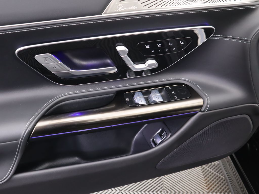 Thumbnail: 2022 Mercedes-Benz SL-Class - 31