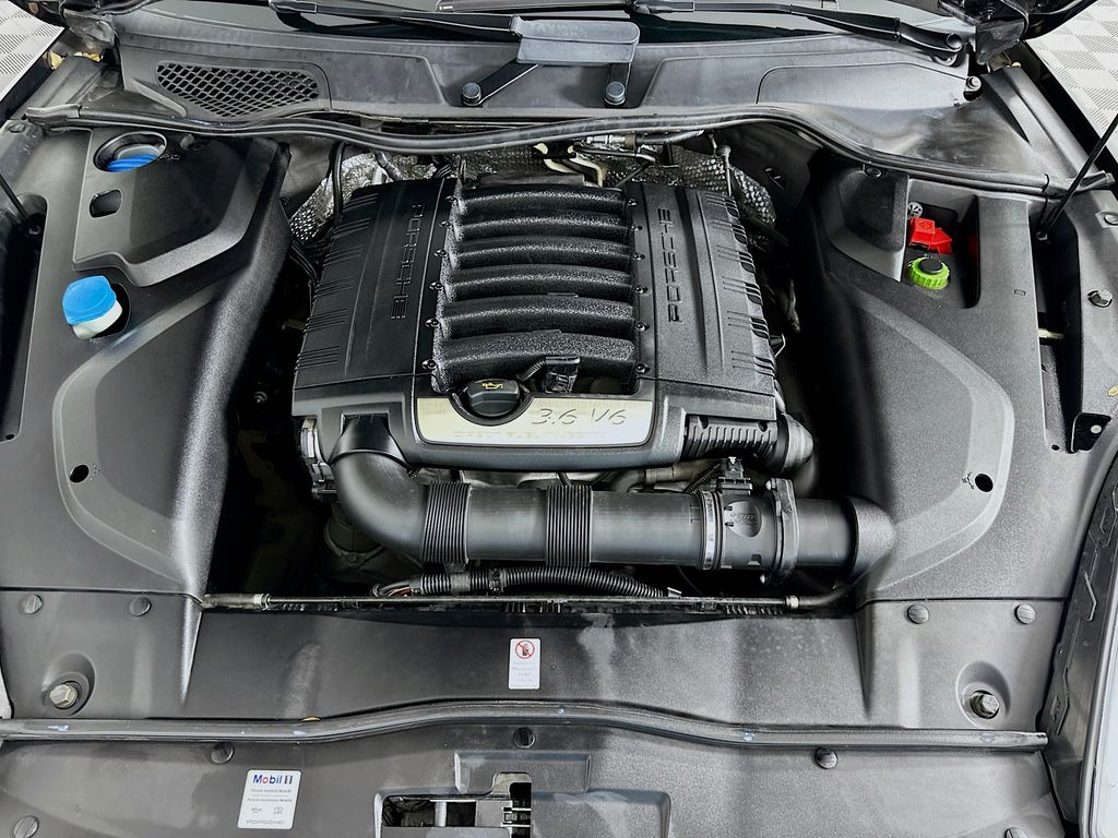 Thumbnail: 2017 Porsche Cayenne - 31