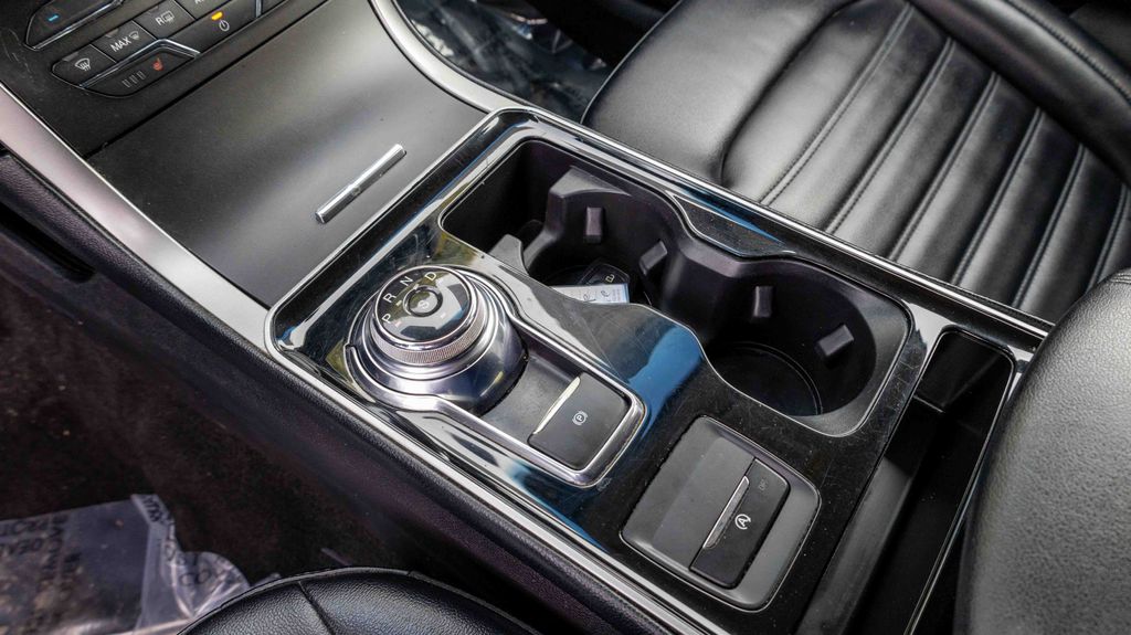 Used 2019 Ford Edge SEL 4D Sport Utility