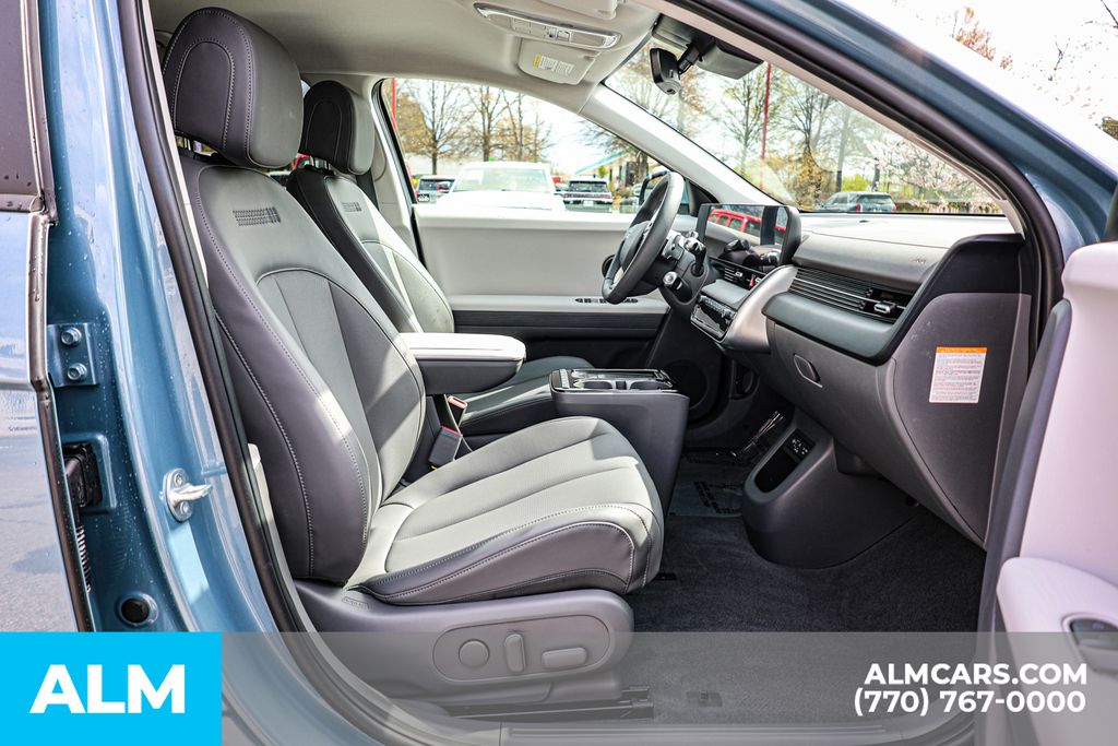 Used 2025 Blue Hyundai SEL image 21