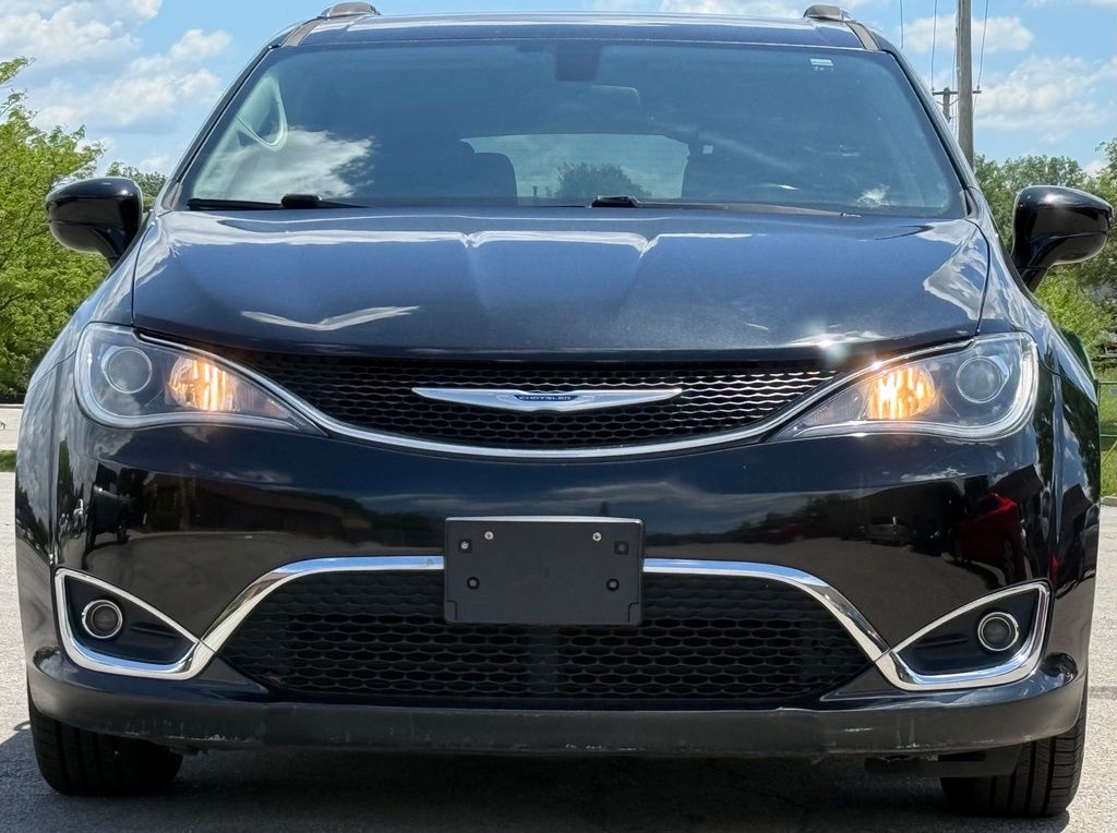 View vehicle photo 6