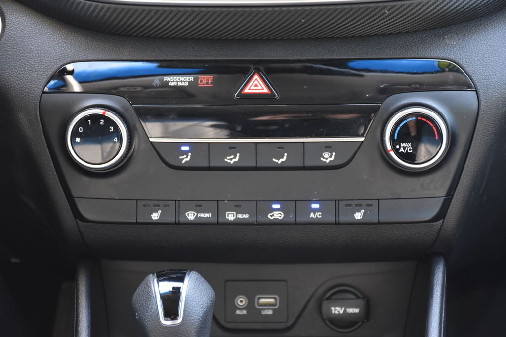 Thumbnail: 2019 Hyundai Tucson - 18