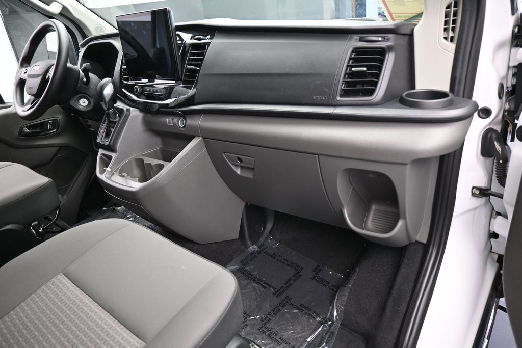 Used 2024 Oxford White Ford XLT image 42
