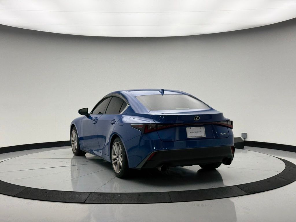 Thumbnail: 2021 Lexus IS - 3