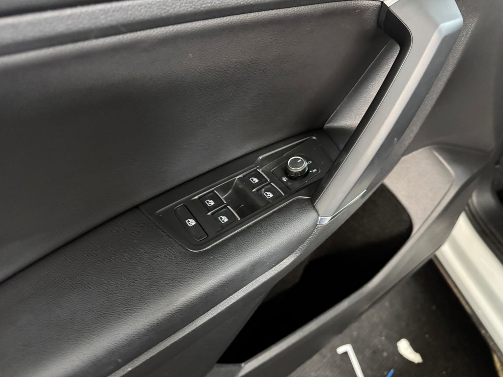 2020 Volkswagen Tiguan 2.0T SE