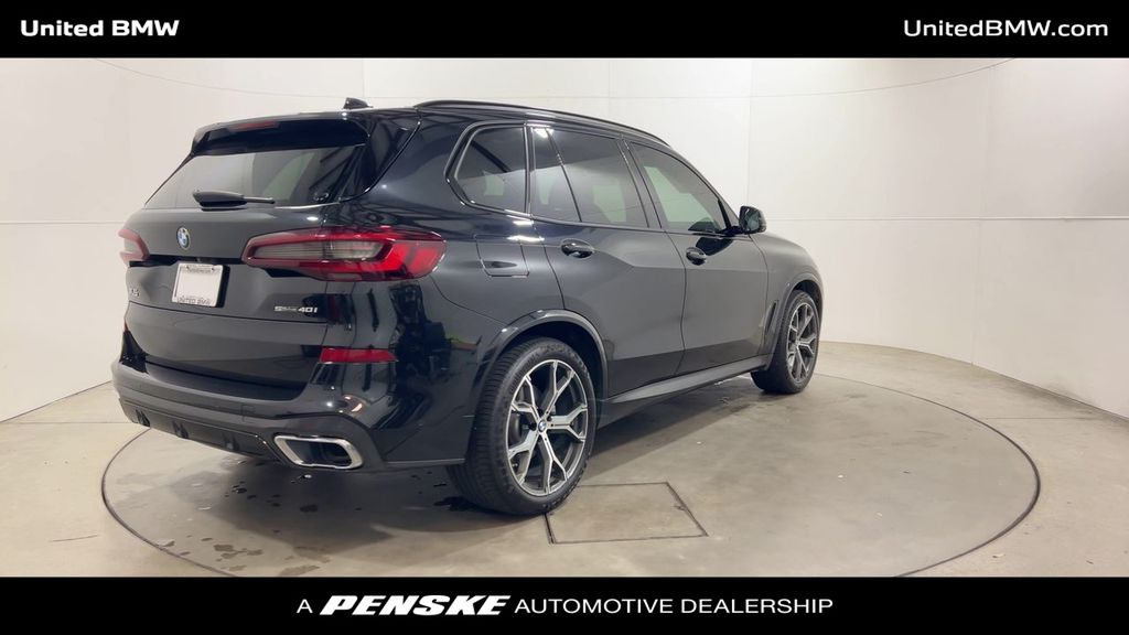 Thumbnail: 2020 BMW X5 - 8