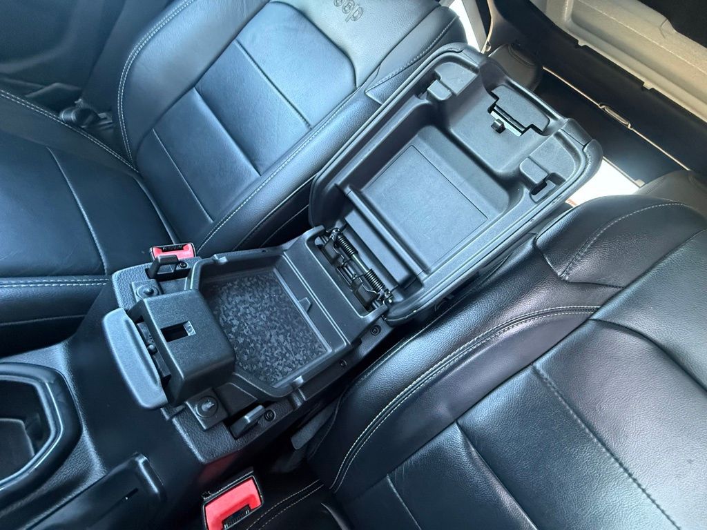 Used 2019 Black Jeep Unlimited Moab image 40