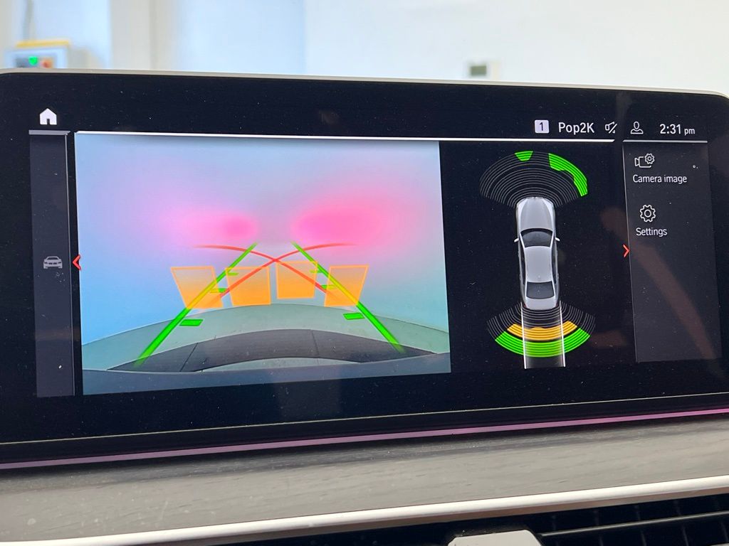 Thumbnail: 2023 BMW 5 Series - 14