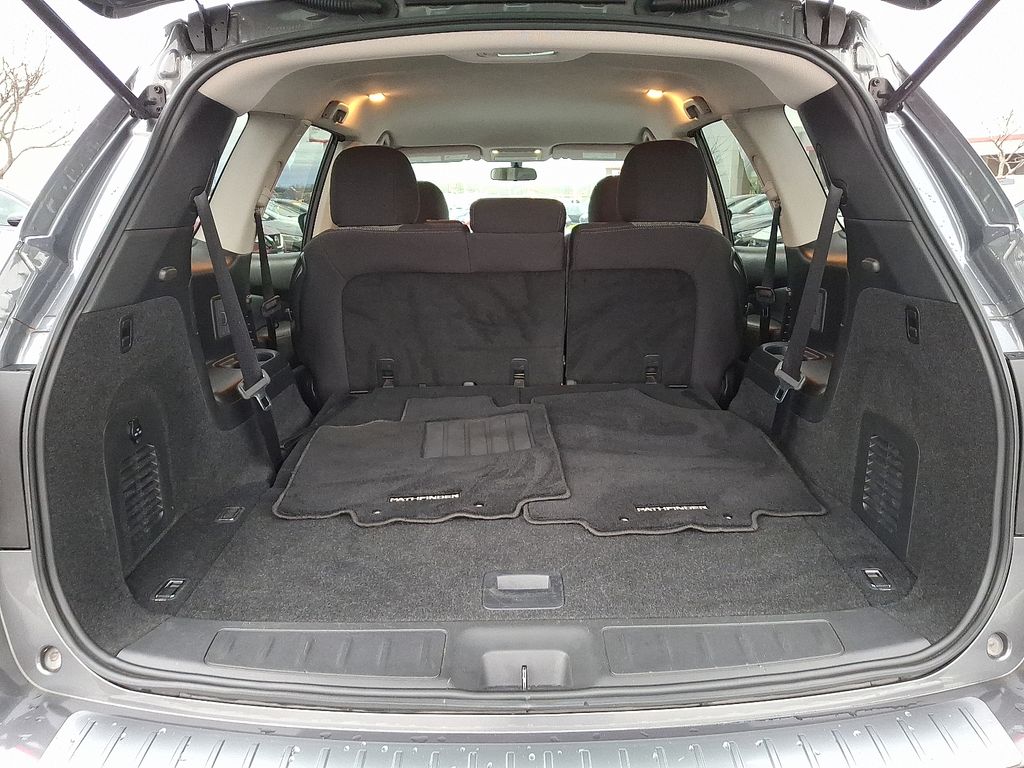 Thumbnail: 2020 Nissan Pathfinder - 29