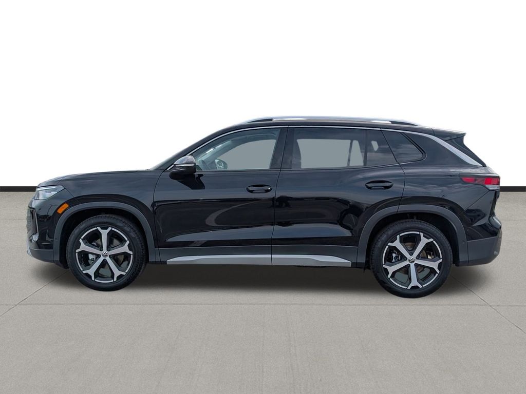 2026 Volkswagen Tiguan 2.0T SE Black at DeMontrond Auto Country